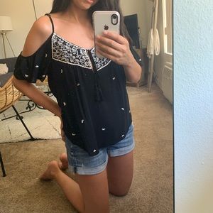 Black and White Flowy Top